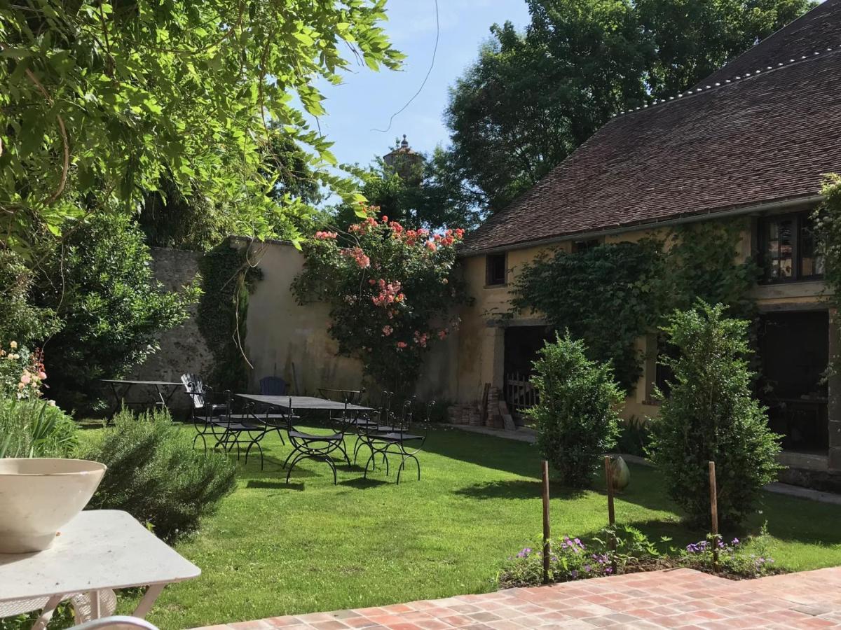 La Maison Jeanne D'Arc Saint-Fargeau  Luaran gambar