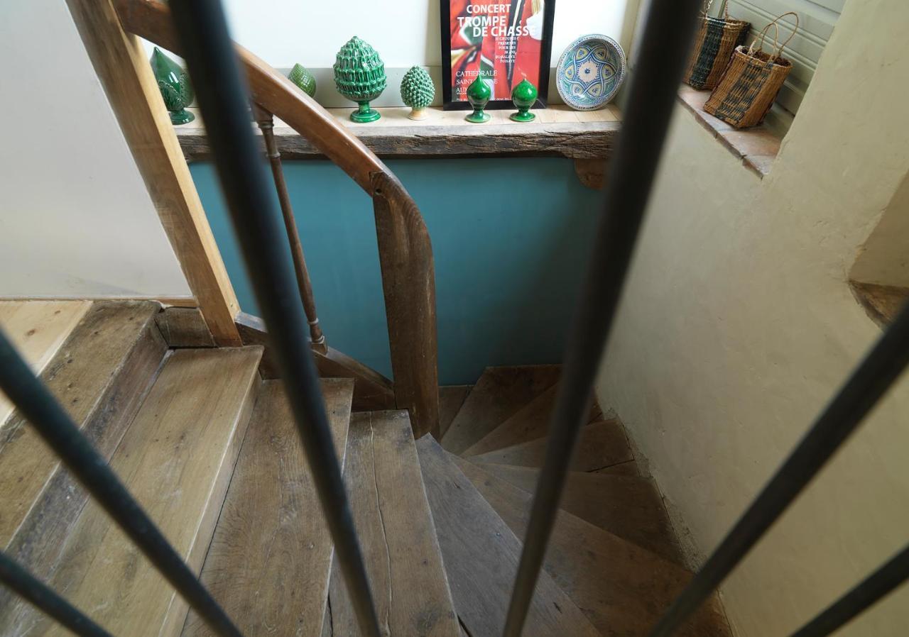 La Maison Jeanne D'Arc Saint-Fargeau  Luaran gambar