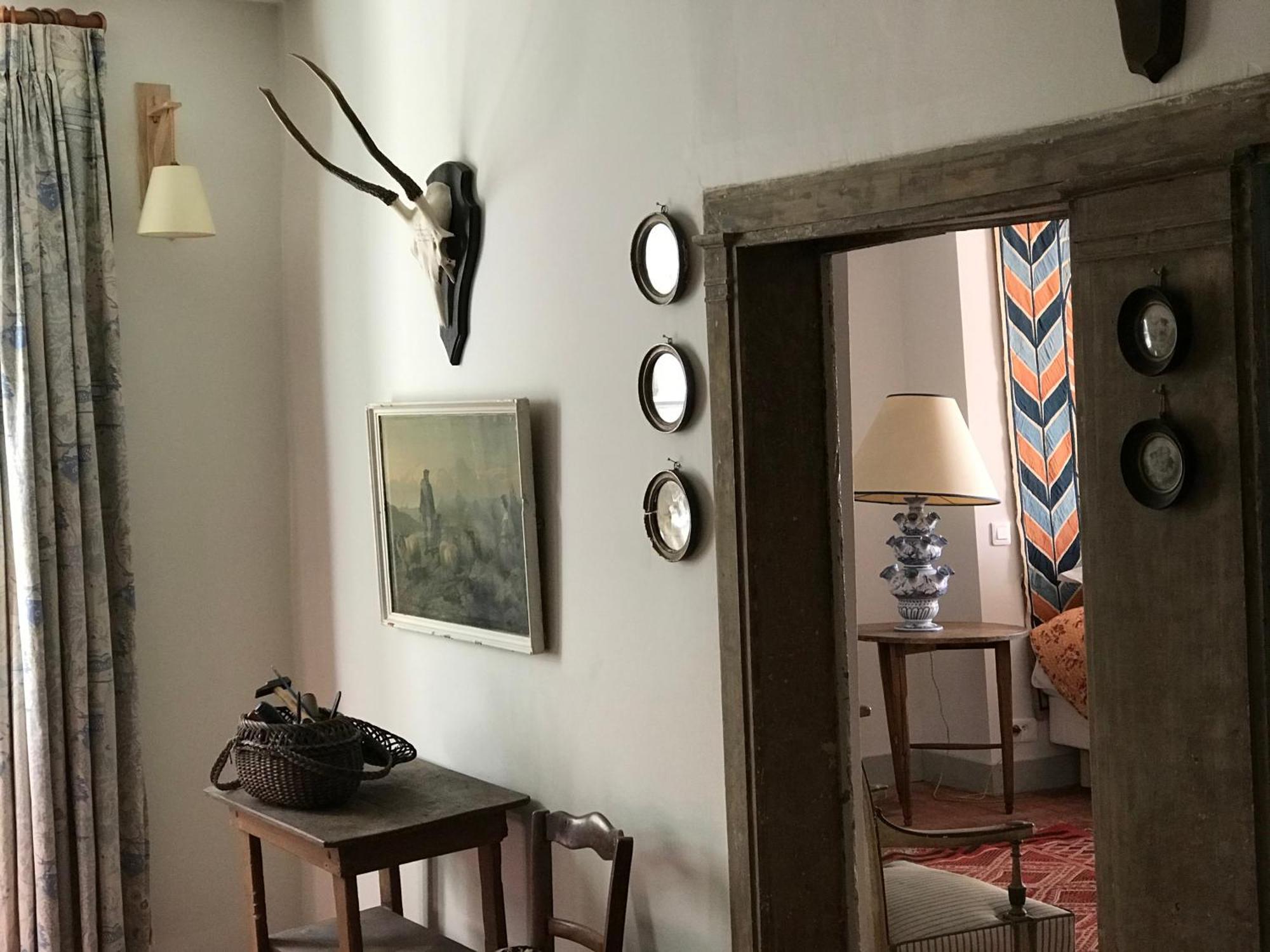 La Maison Jeanne D'Arc Saint-Fargeau  Bilik gambar